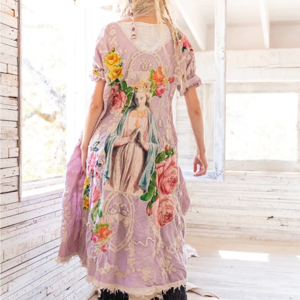 Magnolia Pearl Roan Irish Lilac Floral Embroidered Dress - Picture 8 of 11